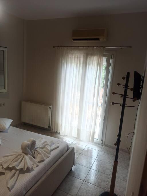 Viviana House Villa มิทิคาส ภายนอก รูปภาพ